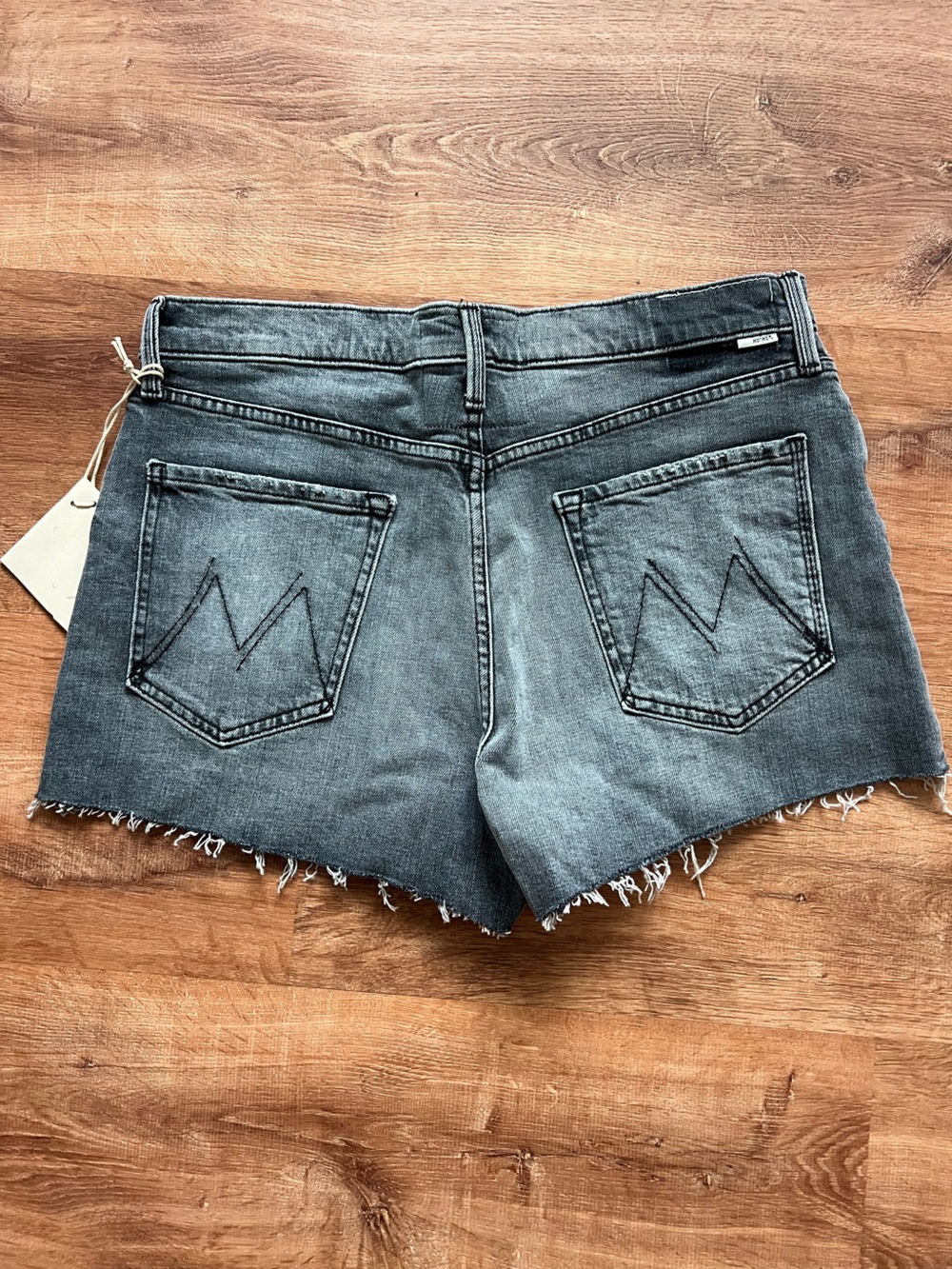 MOTHER Superior The Tomcat Kick Short Fray Denim Shorts Size 33 NWT RT $228